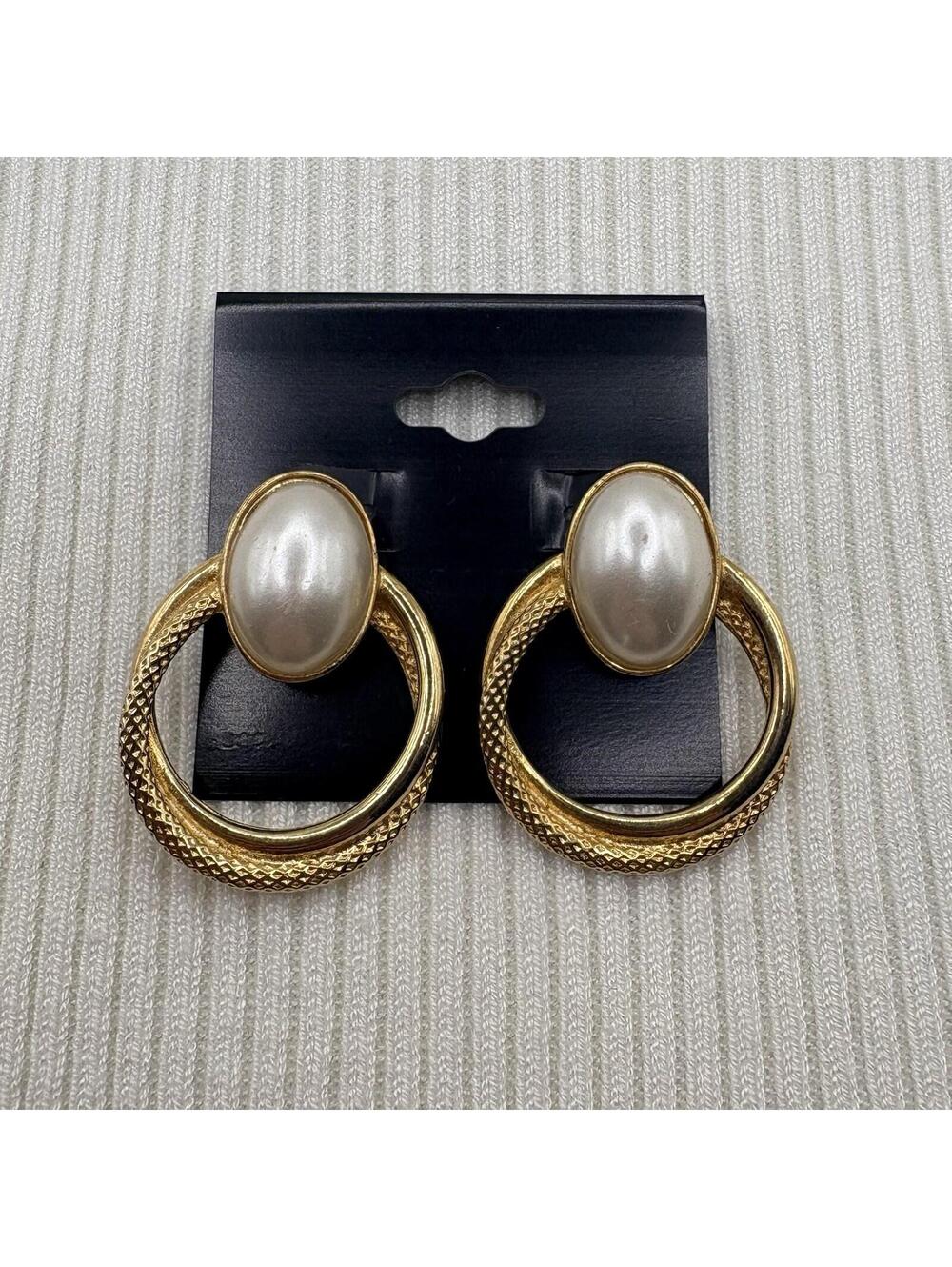Vintage Gold Tone Faux Pearl Oval Door Knocker Dangle Earrings